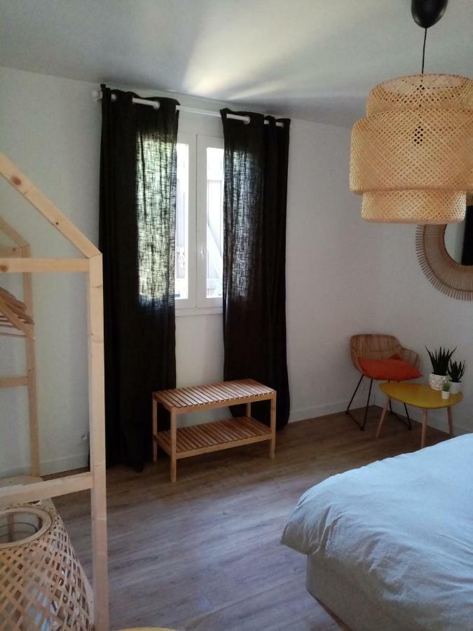 La maison d à côté Lacropte Esterno foto